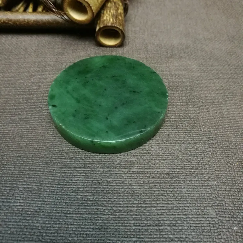 Natural Kunlun Jade Rough Nephrite Raw (59g, 5.3x0.9cm)