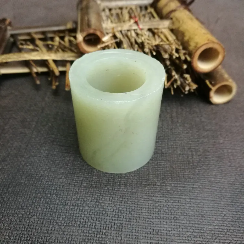 Natural Kunlun Jade Rough Nephrite Raw (62g, 3.8x3.5cm)