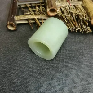 Natural Kunlun Jade Rough Nephrite Raw (62g, 3.8x3.5cm)
