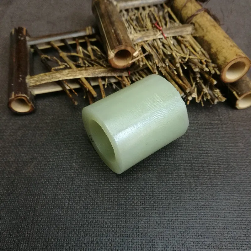 Natural Kunlun Jade Rough Nephrite Raw (62g, 3.8x3.5cm)