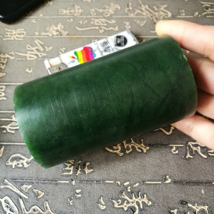 Natural Kunlun Jade Rough Nephrite Raw (722g, 10X5.6X5.6cm)