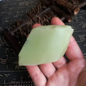 Natural Kunlun Jade Rough Nephrite Raw (85g, 5.5X4X1.7cm)
