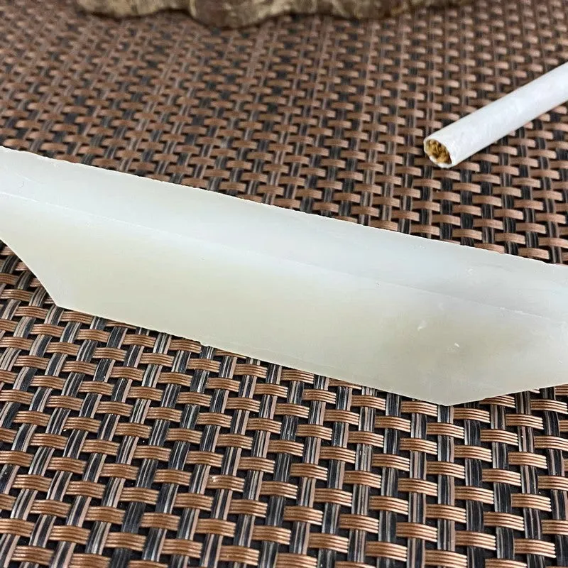 Natural Kunlun Jade Rough Nephrite Raw (86g,12.3X2.3X1.2cm)