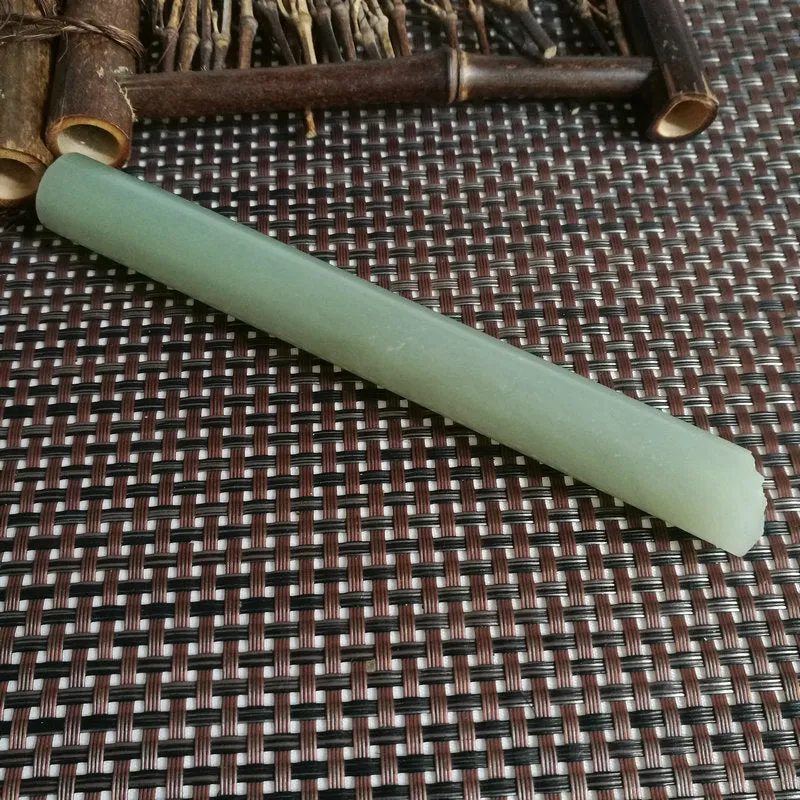Natural Kunlun Jade Rough Nephrite Raw (90g,13.5X1.6cm)