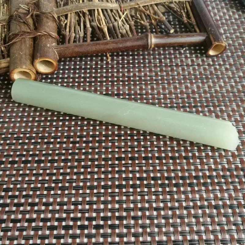 Natural Kunlun Jade Rough Nephrite Raw (90g,13.5X1.6cm)