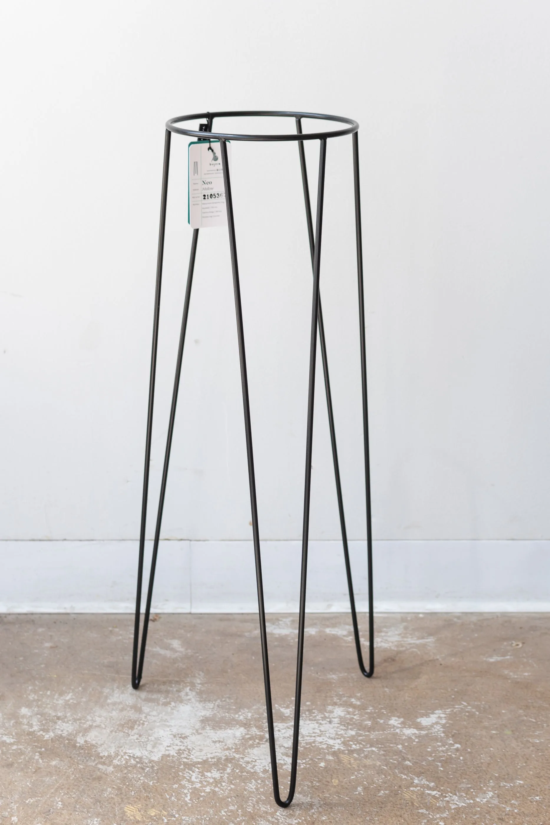 Neo Plant Stand black