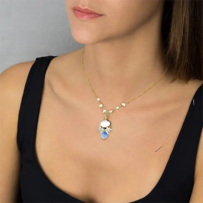 Pearl Beaded Big Bee Necklace