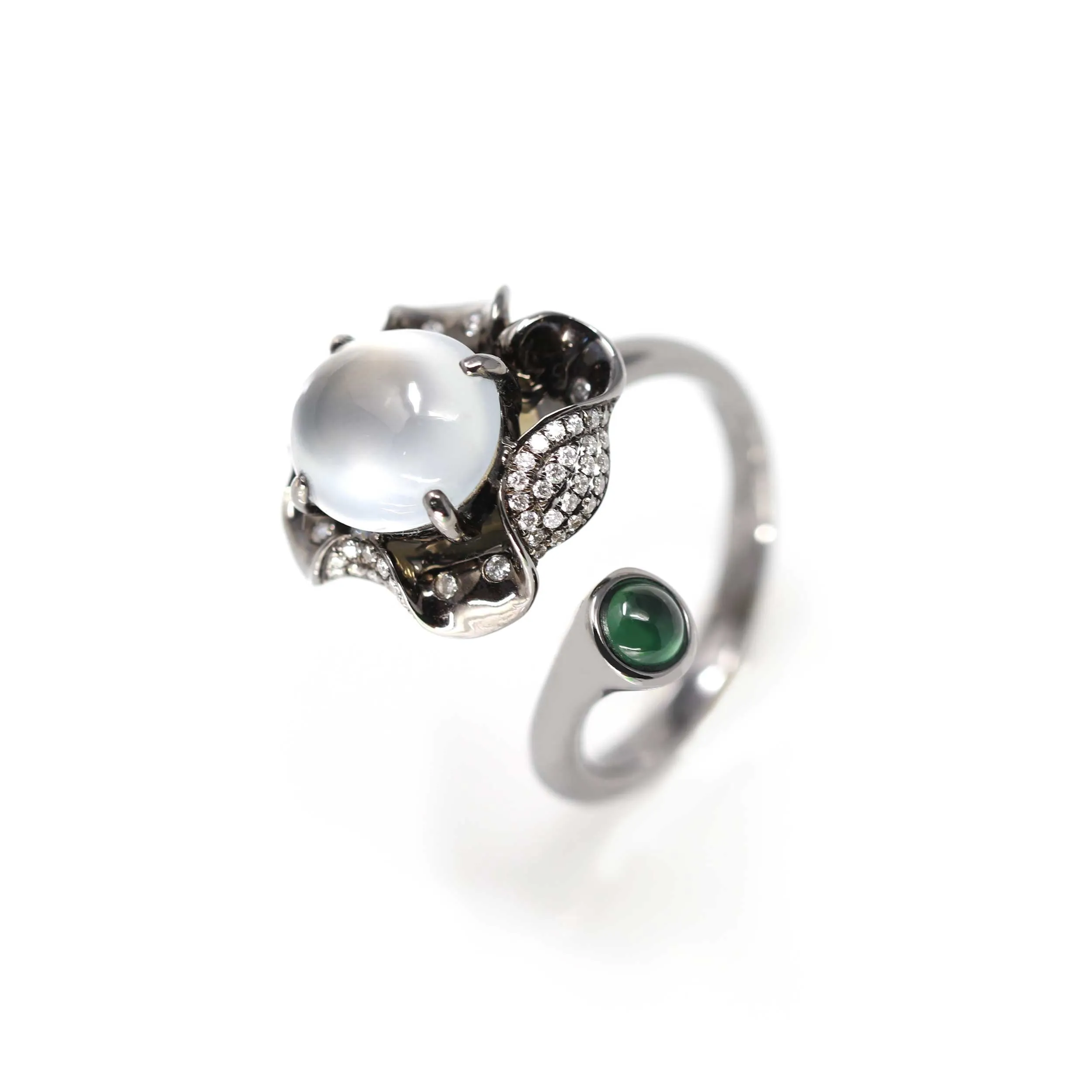 RealJade® Flower 18k Black Gold Natural Ice Jadeite Jade Engagement Ring