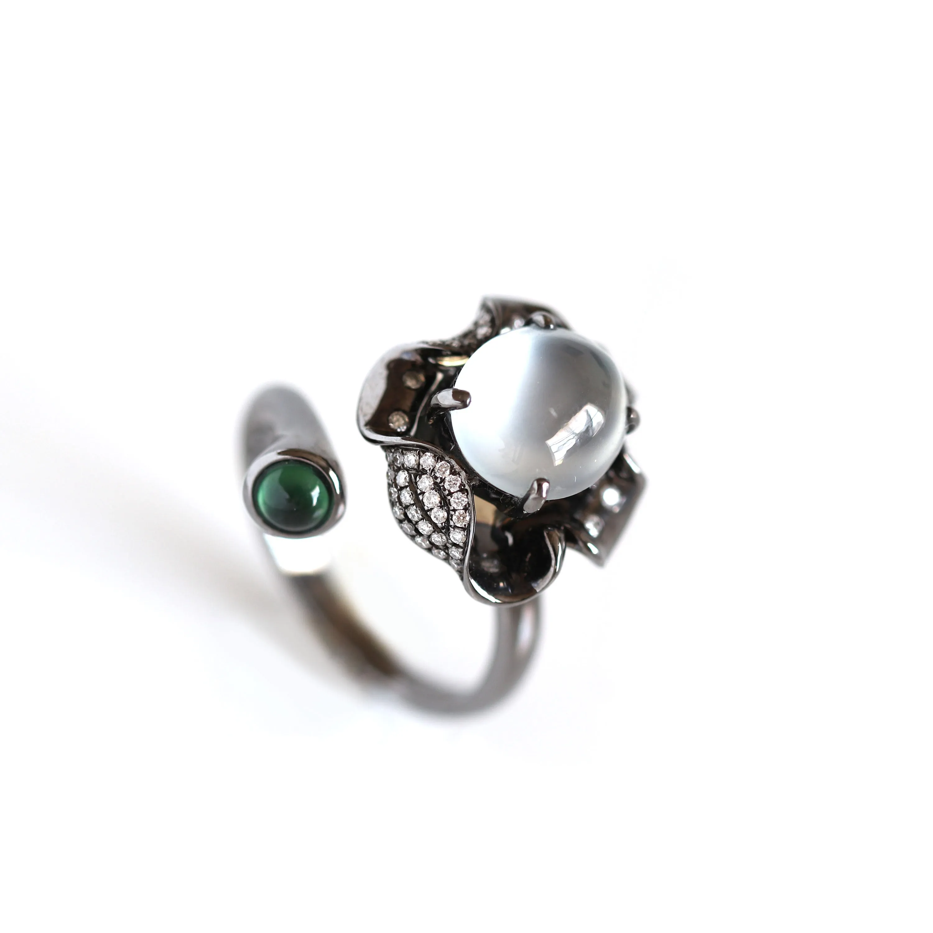 RealJade® Flower 18k Black Gold Natural Ice Jadeite Jade Engagement Ring