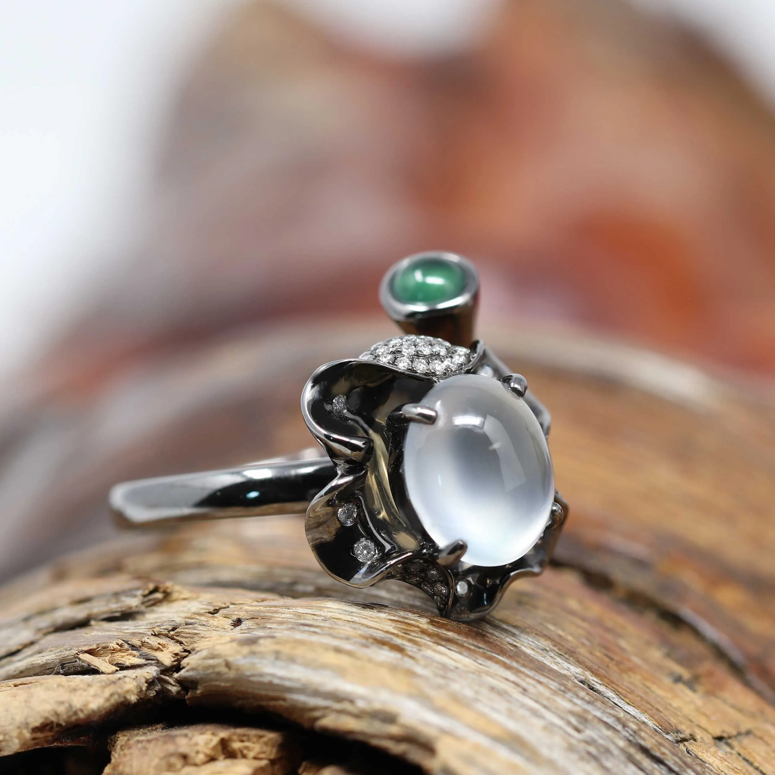 RealJade® Flower 18k Black Gold Natural Ice Jadeite Jade Engagement Ring
