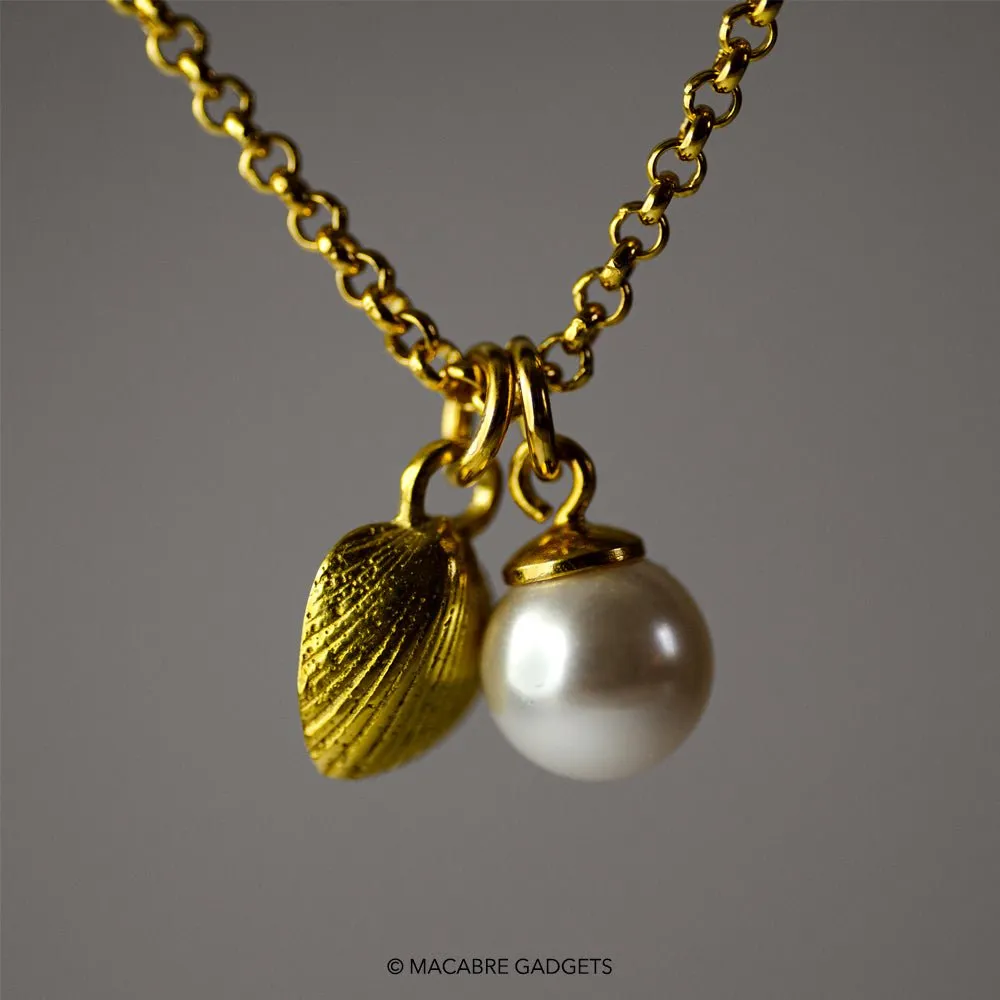 Shell & Pearl pendant - final sale