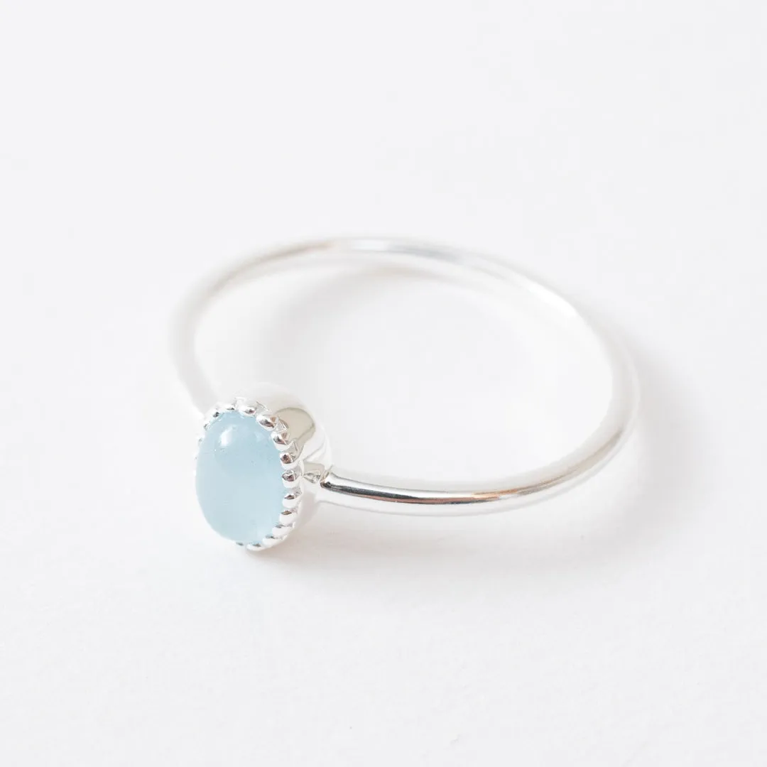 Silver Oval Cabachon Aquamarine Ring