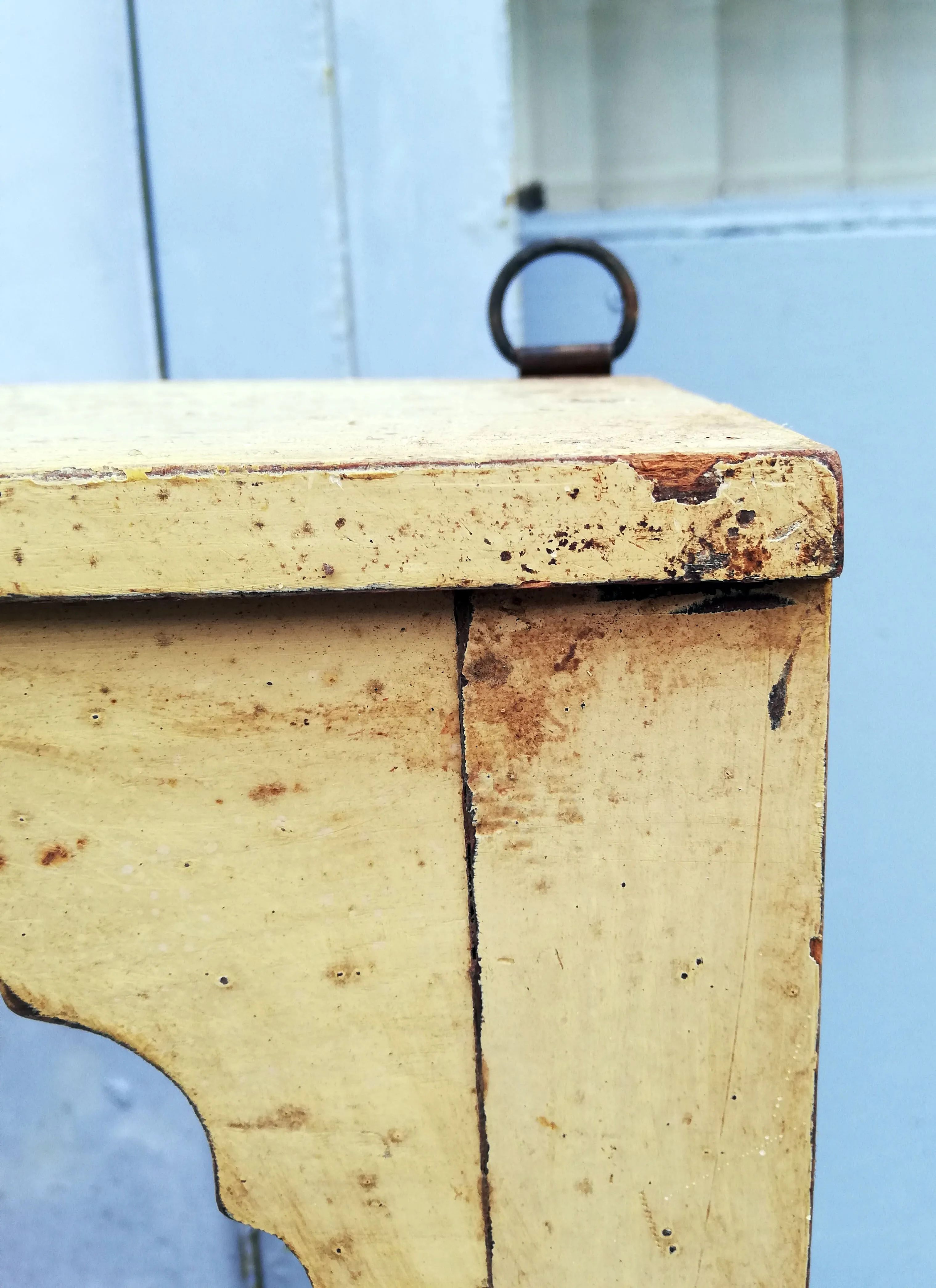 Stunning antique wall shelf with original paintwork and lovely patina