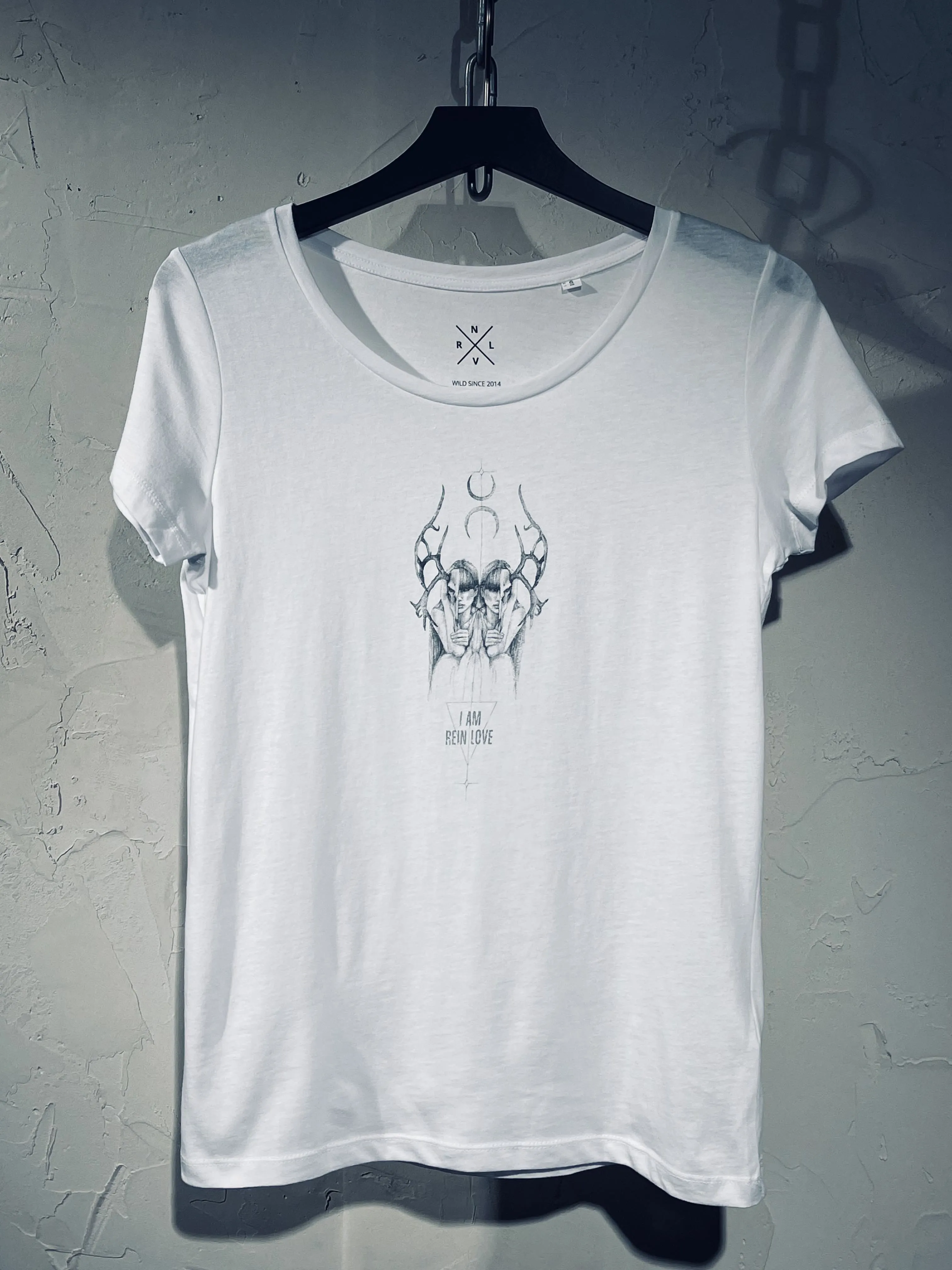 Women's I am Rein Love