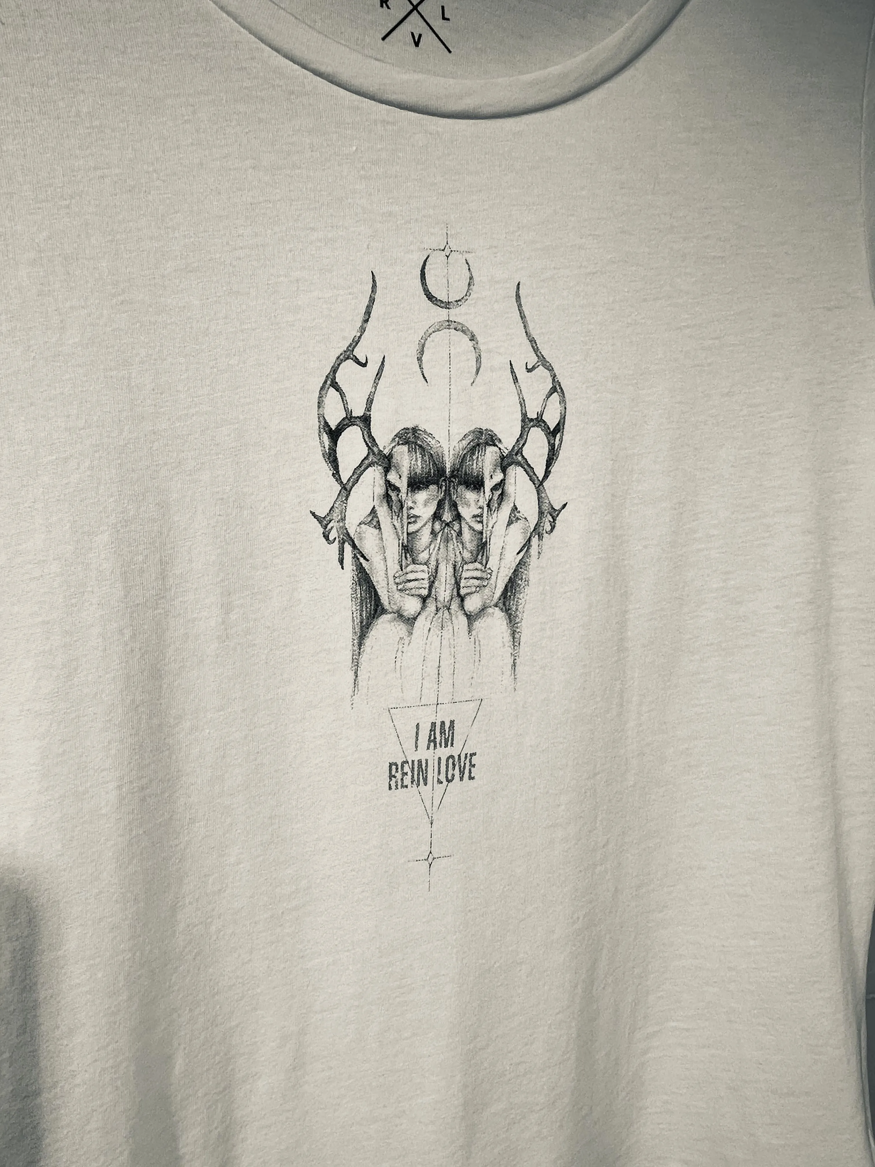 Women's I am Rein Love